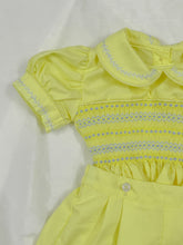 Load image into Gallery viewer, Preorder boys lemon with blue smock(delivery early march