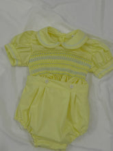 Load image into Gallery viewer, Preorder boys lemon with blue smock(delivery early march