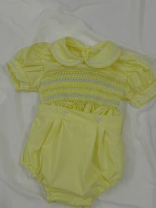 Preorder boys lemon with blue smock(delivery early march