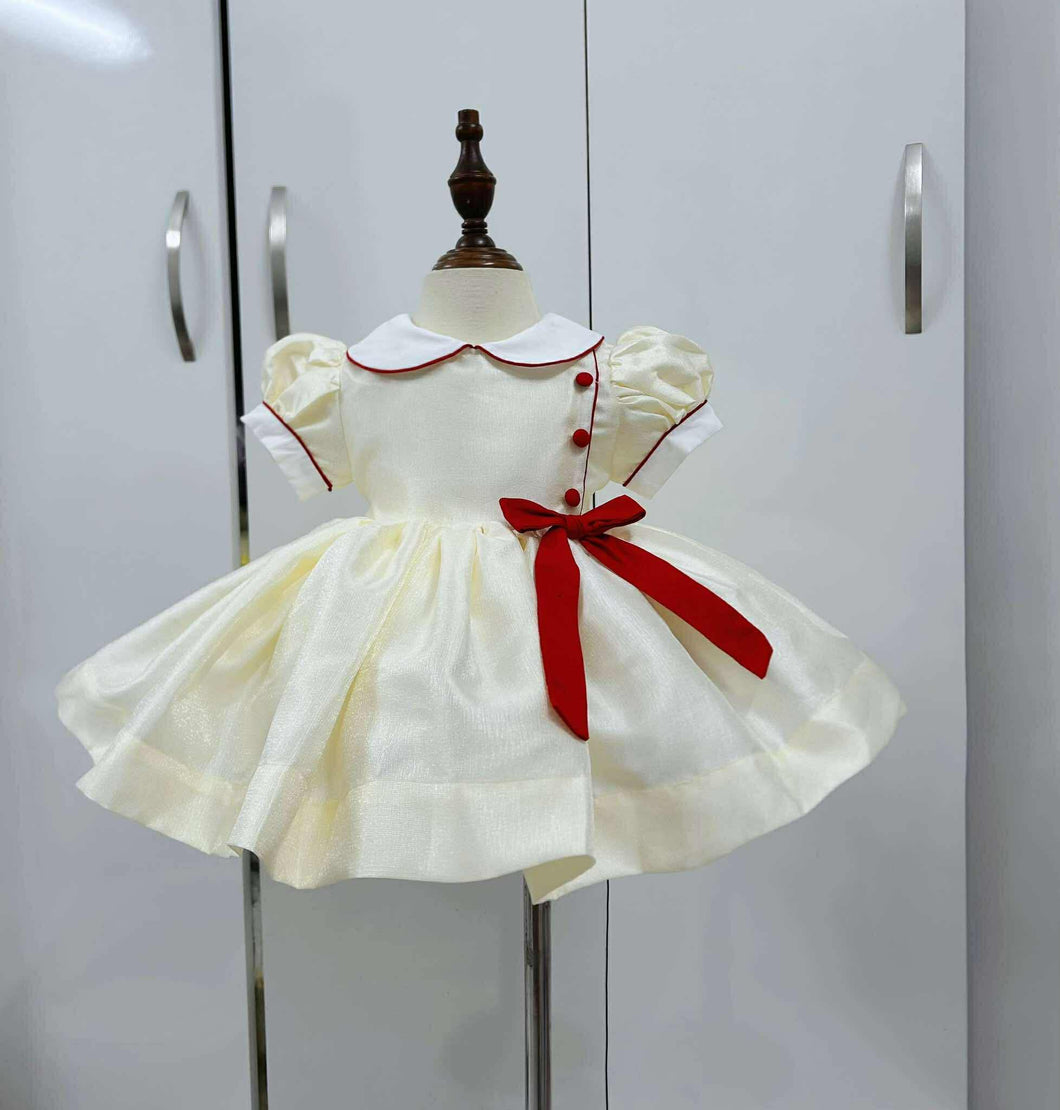 Cream Glitter Classic with red trim