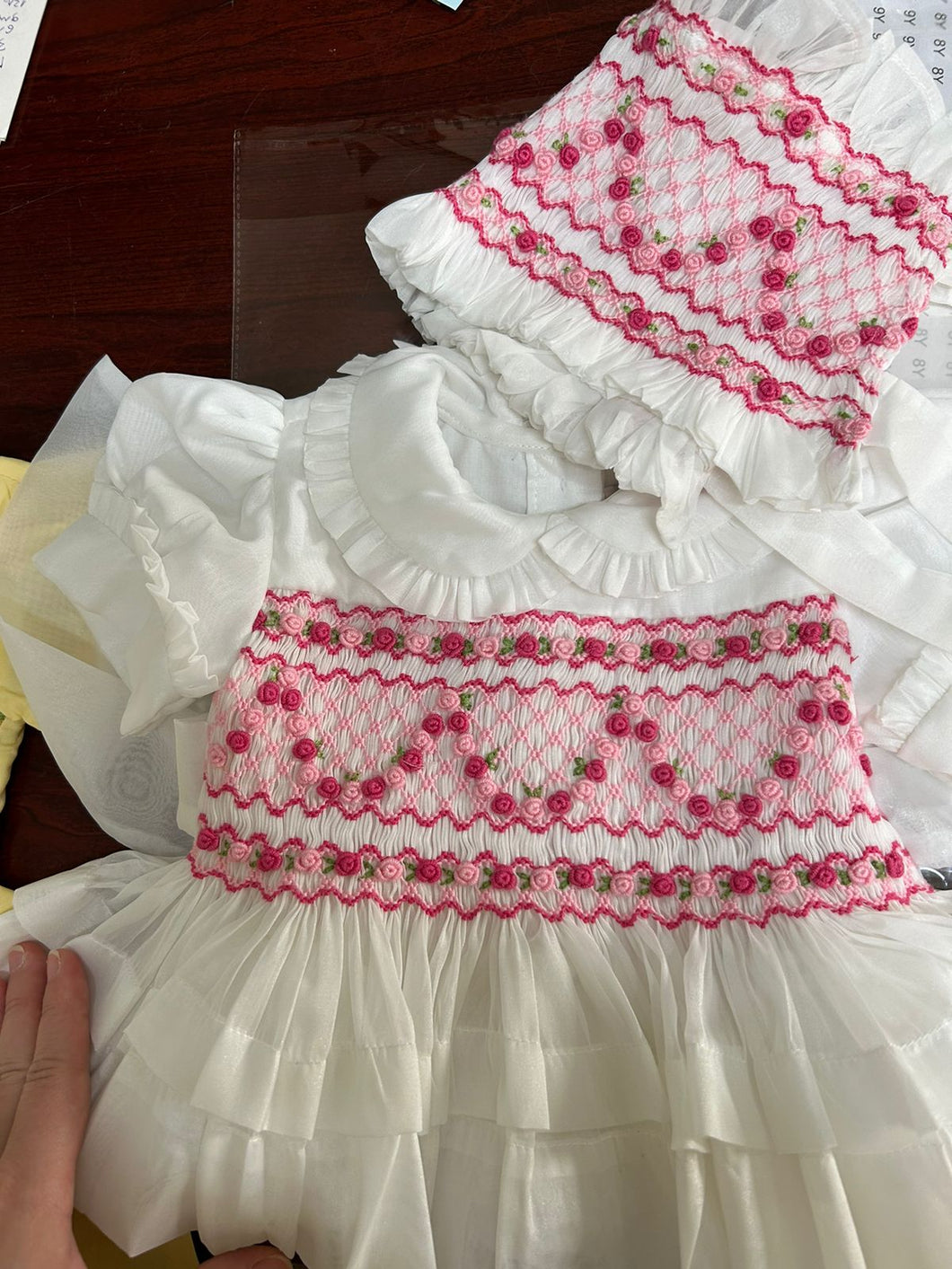 White with Pink smocking/embroidery & bonnet/ bows(end of April deilvery)