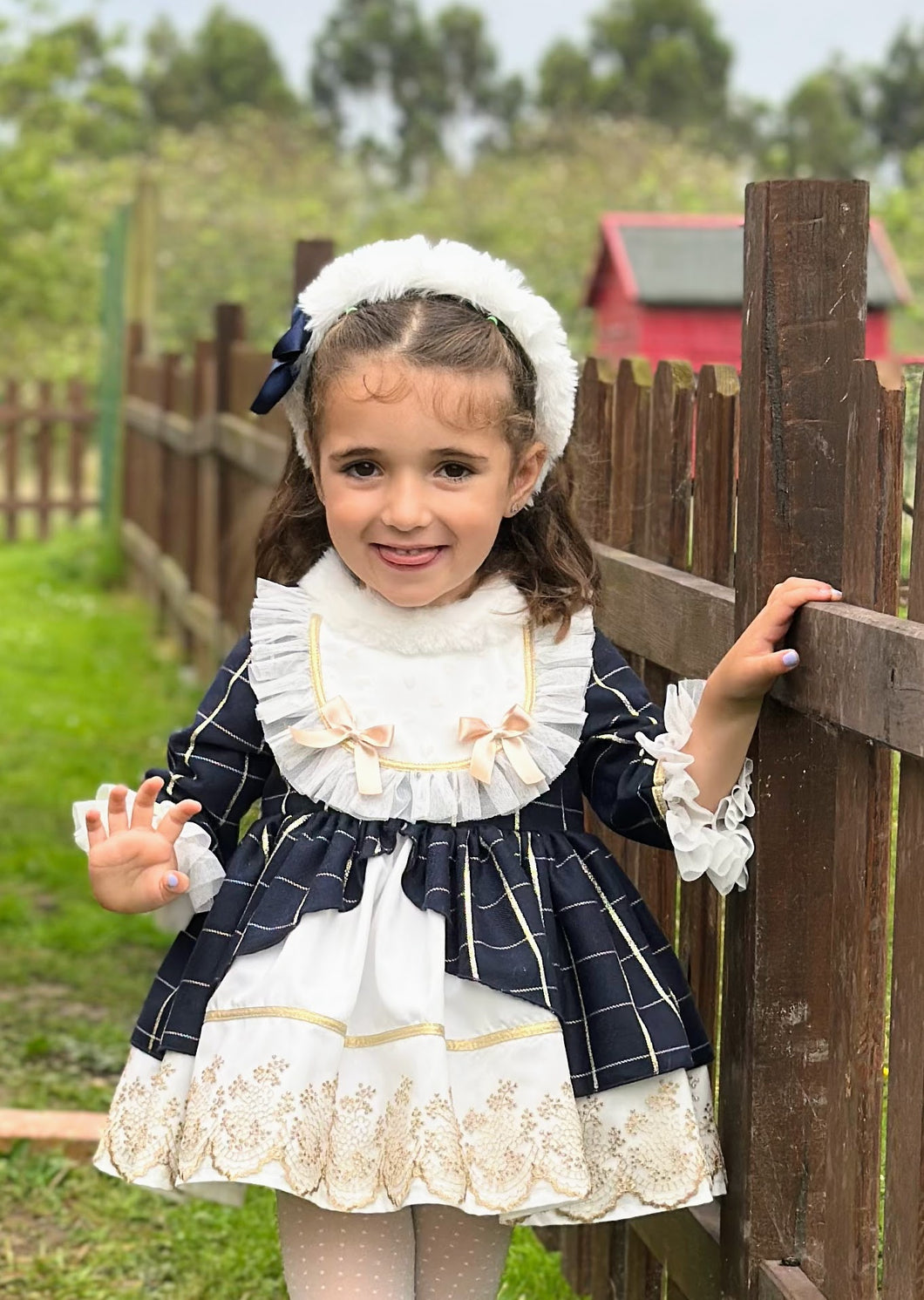 AW25 Navy & gold with fur trim