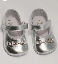 Load image into Gallery viewer, New style Baby girl soft sole shoes