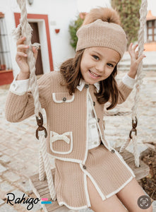 Girls Tan/ cream with socks&hat