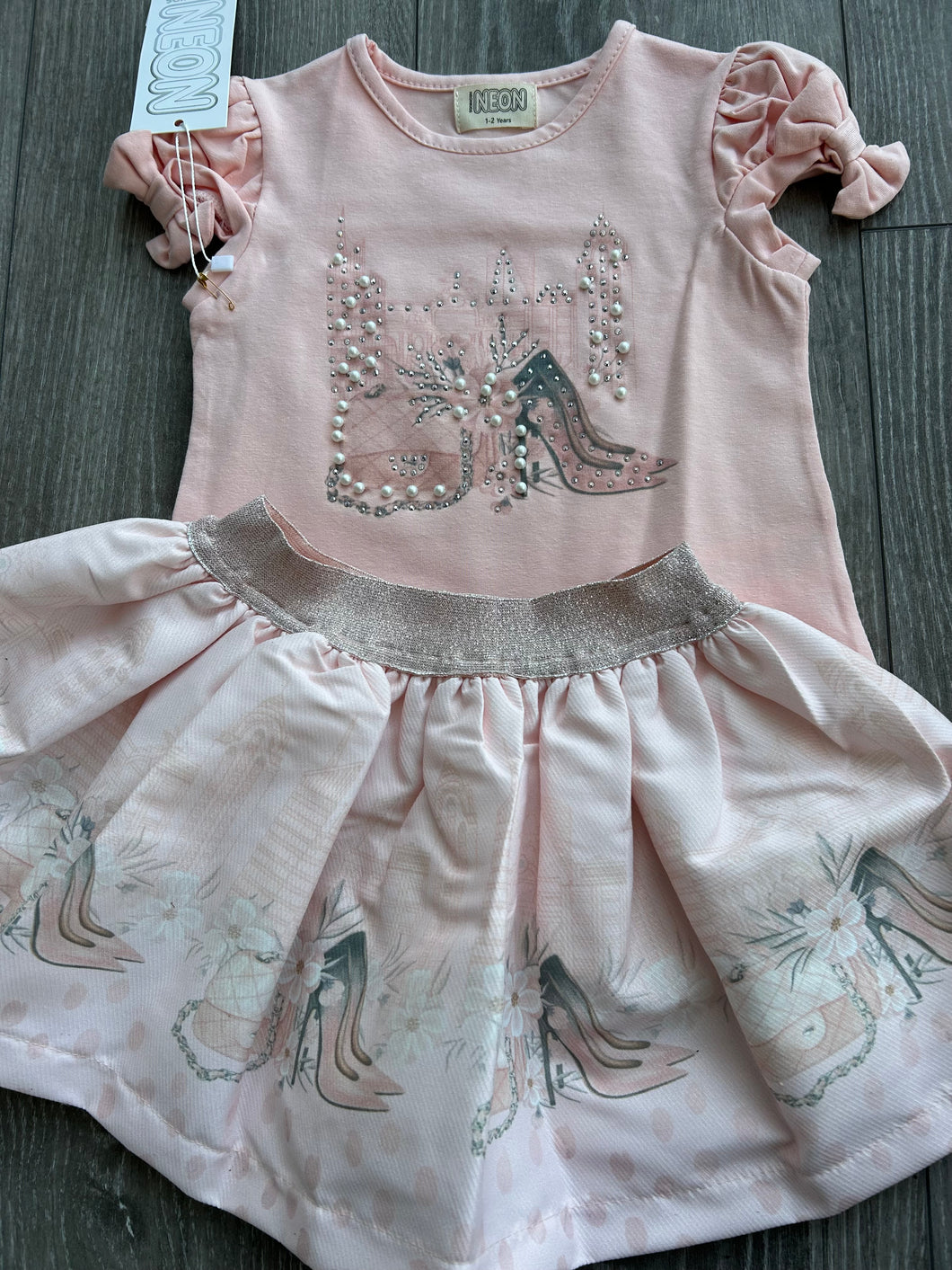 Neon peach snow skirt&top set