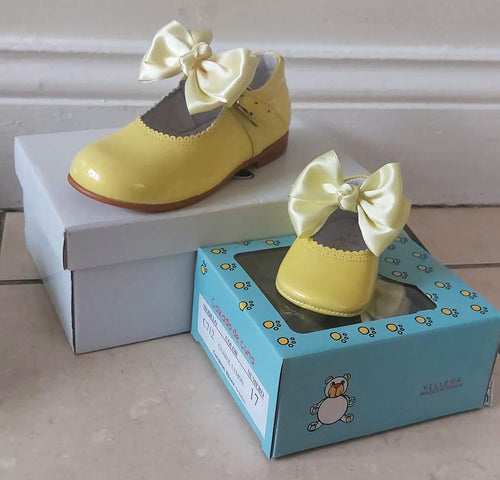 Lemon shoes