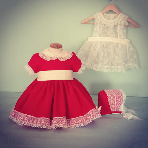 Red classic dress with lace pinny